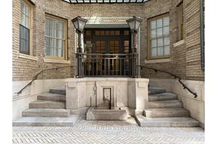 41 Central Prk W, New York, NY 10023 - Photo 16