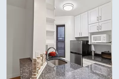 121 E 88th Street #5-B, New York City, NY 10128 - Photo 10