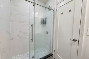 121 E 88th St, New York City, NY 10128 - Photo 14