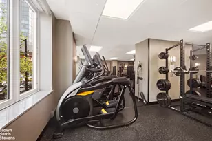 250 E 53rd St, New York, NY 10022 - Photo 12