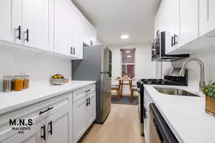 143-25 84th Dr, New York City, NY 11435 - Photo 4