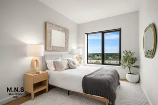 22-54 46th St, New York City, NY 11105 - Photo 18