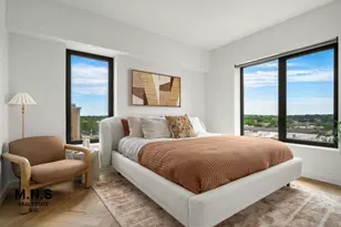 22-54 46th St, New York City, NY 11105 - Photo 14