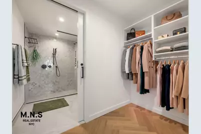 22-54 46th Street #504, New York City, NY 11105 - Photo 6