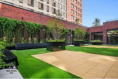 22-54 46th Street #504, New York City, NY 11105 - Photo 32