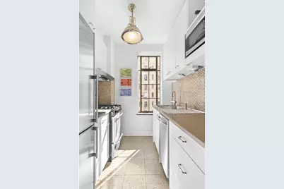 350 W 57th Street #5J, New York City, NY 10019 - Photo 4