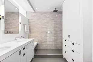 240 Riverside Blvd, New York City, NY 10069 - Photo 22