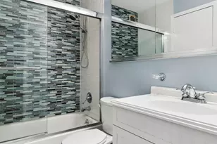 305 W 98th St, New York City, NY 10025 - Photo 8