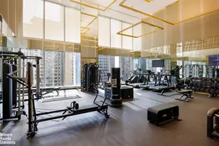 217 W 57th St, New York City, NY 10019 - Photo 26