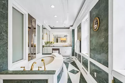 7 E 69th Street, New York, NY 10021 - Photo 12