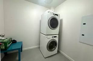 136-46 41st Ave, Flushing, NY 11355 - Photo 14