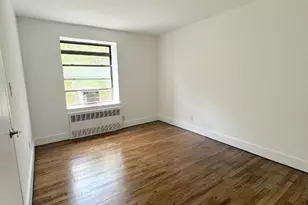 304 E 20th St, New York, NY 10003 - Photo 8