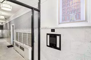 304 E 20th St, New York, NY 10003 - Photo 20