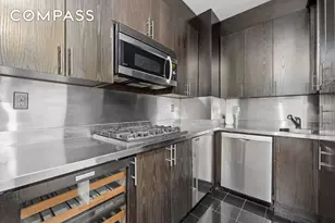 100 Central Park S, New York City, NY 10019 - Photo 4