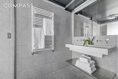 533 E 6th Street #5, New York City, NY 10009 - Photo 8