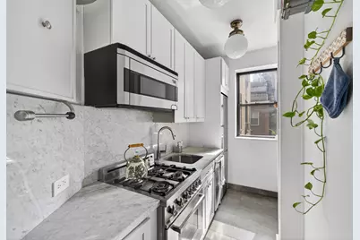 345 E 77th Street #4D, New York City, NY 10075 - Photo 1