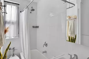 345 E 77th St, New York City, NY 10075 - Photo 12