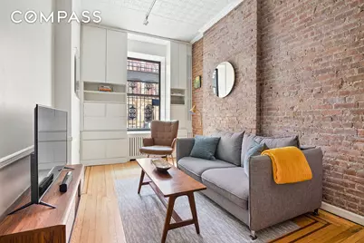 521 E 83rd Street #1W, New York, NY 10028 - Photo 1