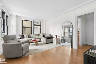 136 E 36th St, New York City, NY 10016 - Photo 2