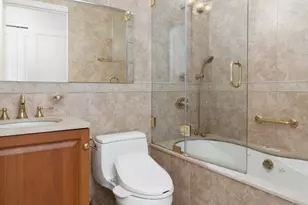 300 E 85th St, New York City, NY 10028 - Photo 6
