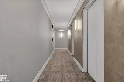 300 E 85th Street #1703, New York City, NY 10028 - Photo 38