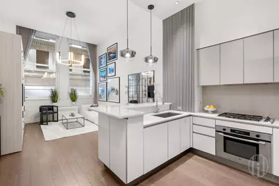 25 Broad Street # 4K, New York City, NY 10004 - Photo 4