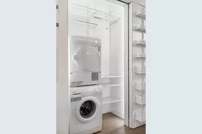 25 Broad Street # 4K, New York City, NY 10004 - Photo 10
