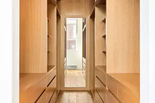 166 Perry St, New York City, NY 10014 - Photo 12