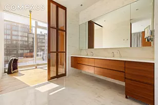 166 Perry St, New York City, NY 10014 - Photo 16