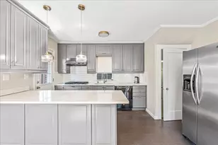 113-09 Union Tpke, New York City, NY 11375 - Photo 12