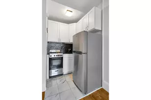 278 W 86th St, New York City, NY 10024 - Photo 4
