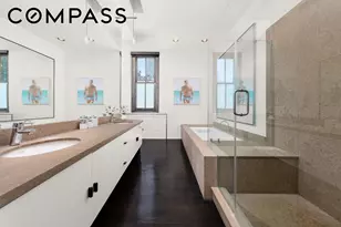 448 W 37th St, New York City, NY 10018 - Photo 12