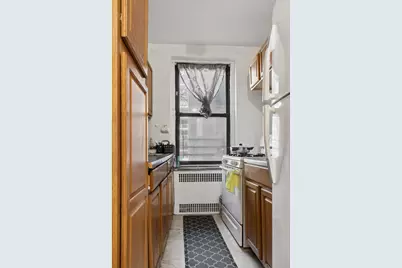 3220 Ave H #1E, New York City, NY 11210 - Photo 4