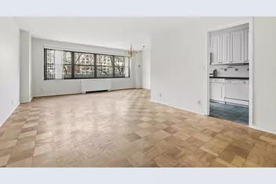 180 W End Avenue #5A, New York City, NY 10023 - Photo 2