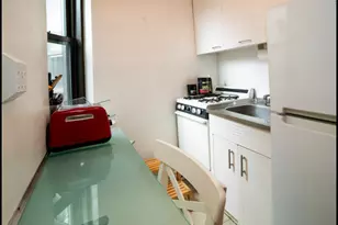 431 W 54th St, New York City, NY 10019 - Photo 8