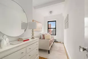 130 E 94th St, New York City, NY 10128 - Photo 8