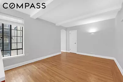 333 E 43rd Street #705, New York, NY 10017 - Photo 4