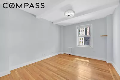 333 E 43rd Street #705, New York, NY 10017 - Photo 6