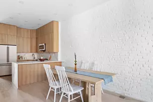 112 Luquer St, New York City, NY 11231 - Photo 2