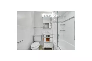 420 E 55th St, New York City, NY 10022 - Photo 10