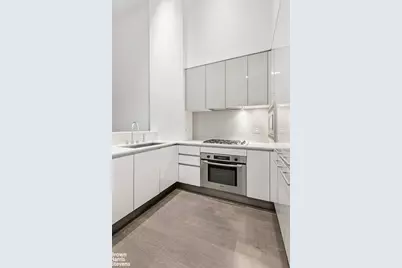 25 Broad Street #4P, New York City, NY 10004 - Photo 4