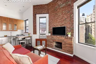 327 W 85th St, New York, NY 10024 - Photo 4