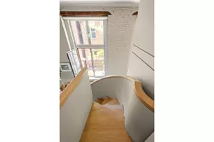 132 Greene St, New York City, NY 10012 - Photo 18