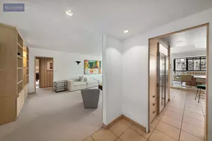 150 E 61st St, New York City, NY 10065 - Photo 6