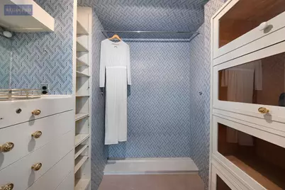 150 E 61st Street #15-B, New York City, NY 10065 - Photo 10