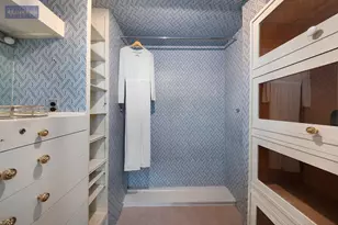 150 E 61st St, New York City, NY 10065 - Photo 10