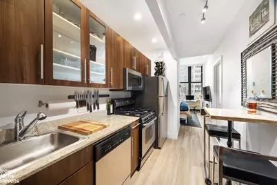 1 Wall Street Court #203, New York, NY 10005 - Photo 1