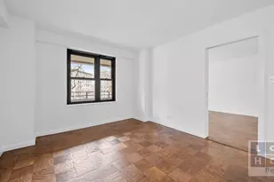 210 E Broadway, New York City, NY 10002 - Photo 16