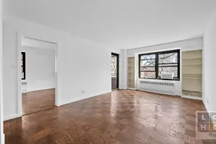 210 E Broadway, New York City, NY 10002 - Photo 4