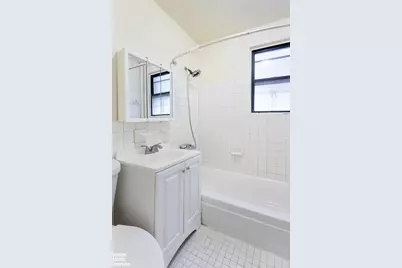 557 W 150th Street #31, New York City, NY 10031 - Photo 4